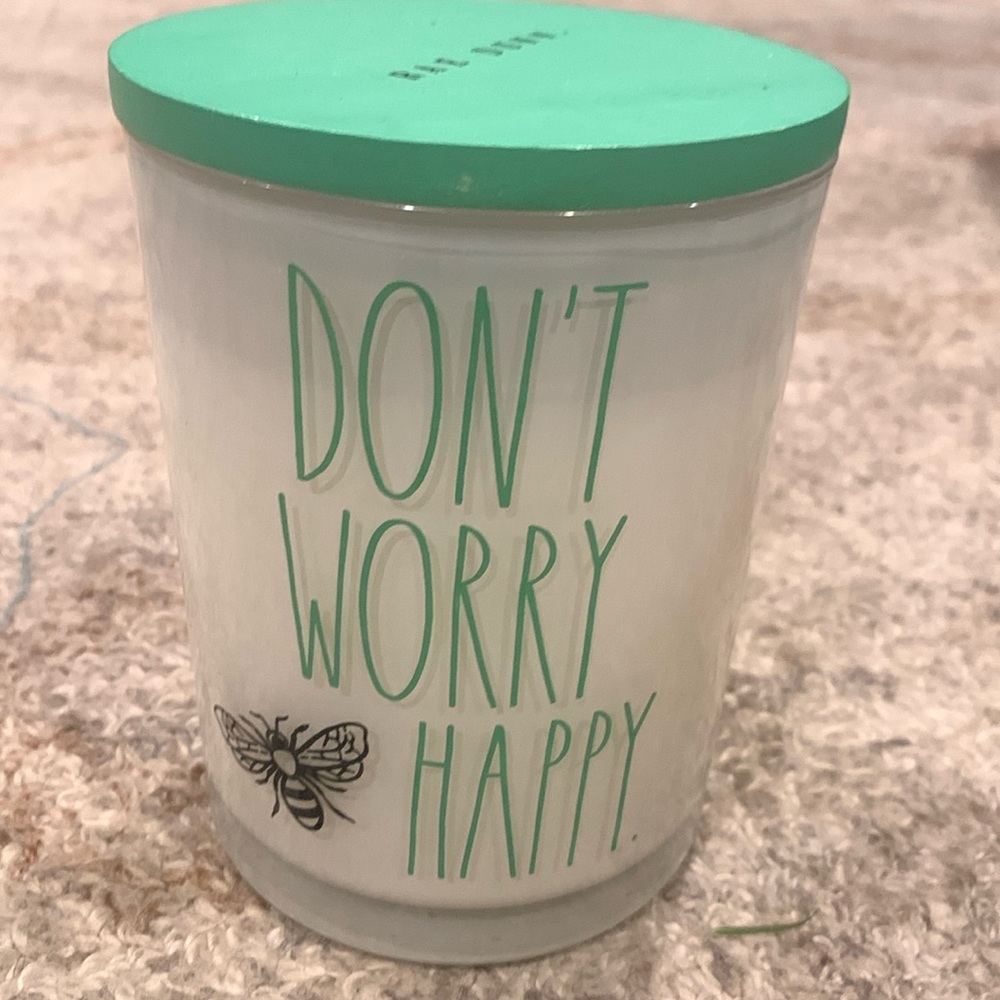 Rae Dunn- Don’t Worry Bee Happy Candle (Canabis Rose)